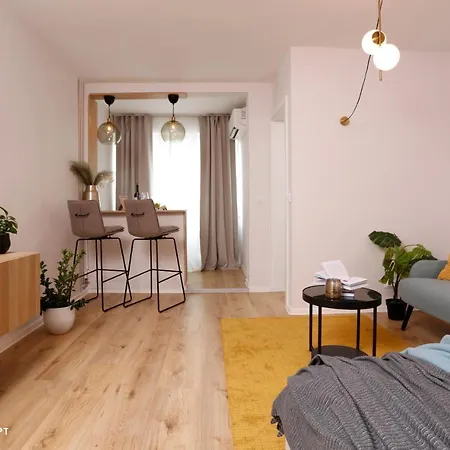 Bright & Relaxing 아파트