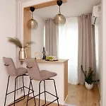 Апартаменти Bright & Relaxing *
